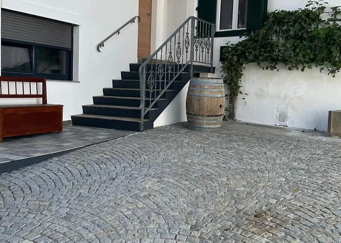 Фото Апартаменты Haus Crisan- Garconniere Gasthof