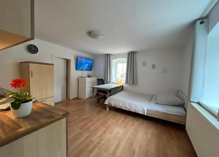 Yellow House Apartments - Top 5 Steyr Foto