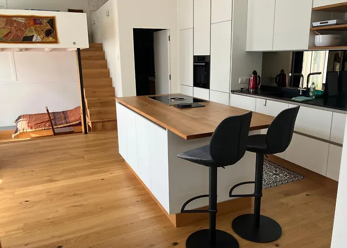 Gemuetliches Loft Apartment In Einer Alten Barons Villa Grünau im Almtal foto