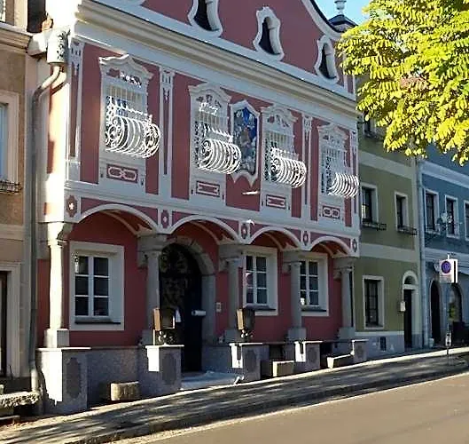 Hotel - Cafe - Konditorei Schroeckmayr-Kastner Neufeldenの写真